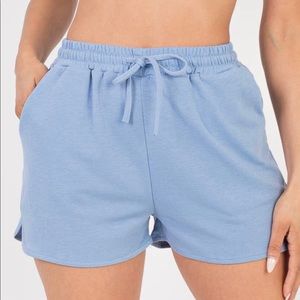 FRENCH TERRY SHORTS - BABY BLUE